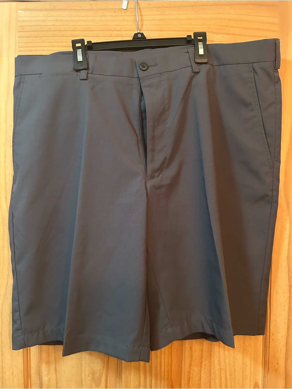 PGA Tour Men's Charcoal Flat-Front Performance Shorts